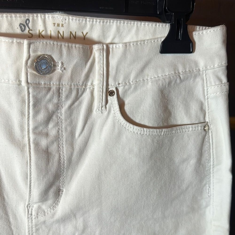 White House Black Market Women's White Ankle‎ Jeans - Picture 7 of 7